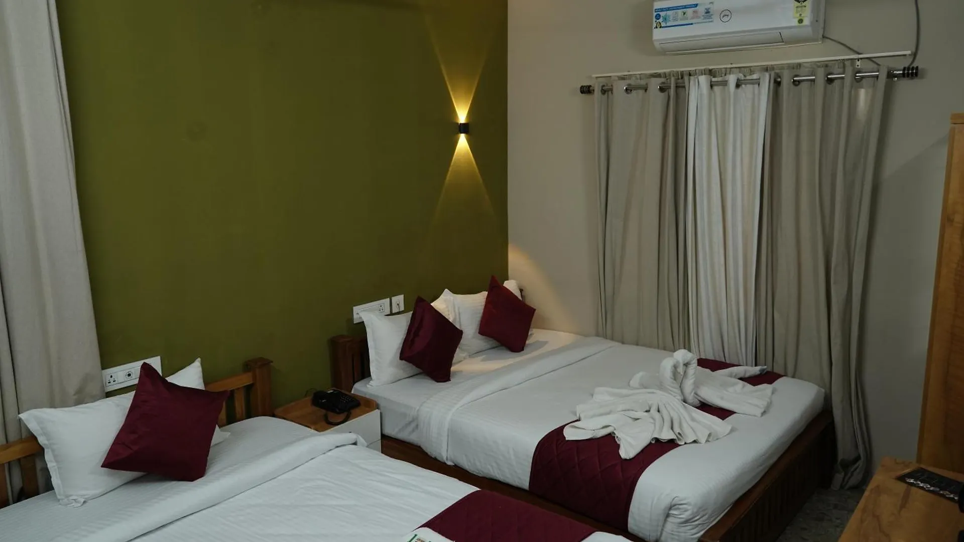 Motel Dreams Paradise Airport Residency Nedumbassery