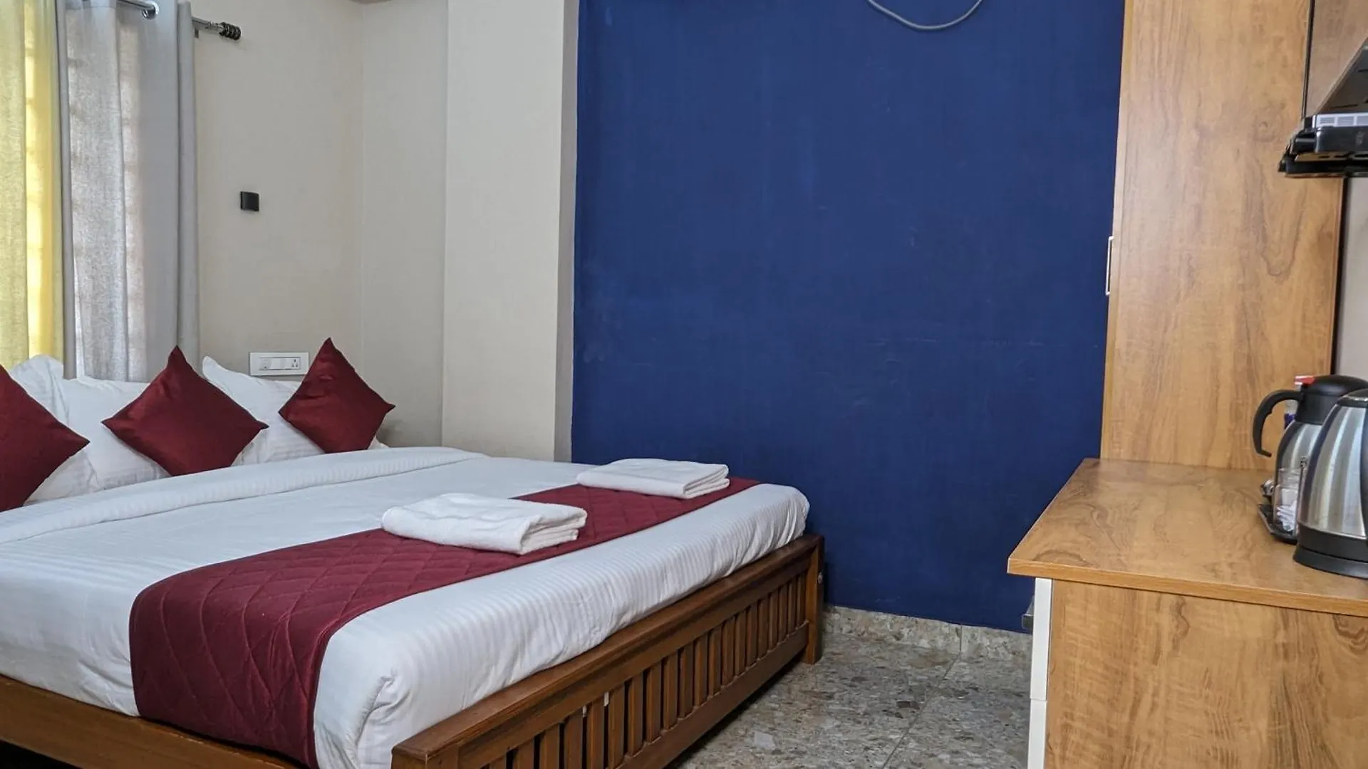 Dreams Paradise Airport Residency Nedumbassery Motel