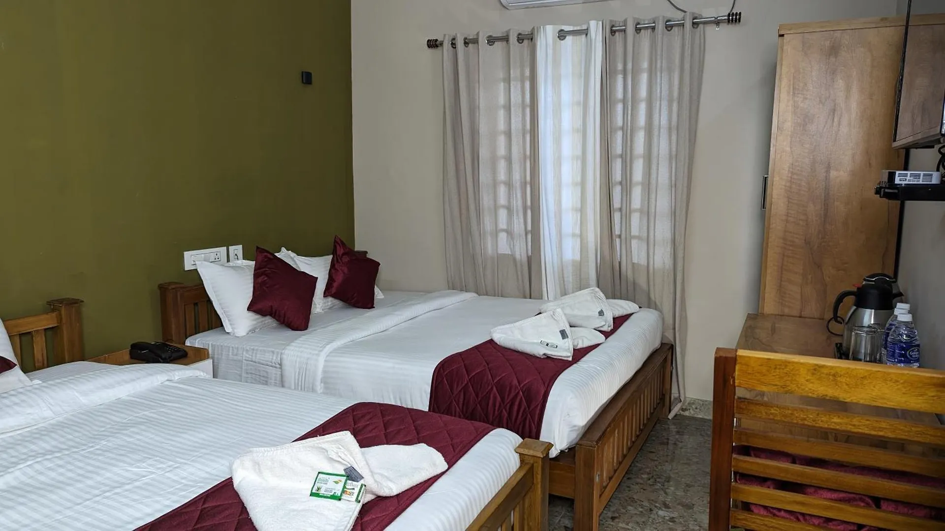 Motel Dreams Paradise Airport Residency Nedumbassery